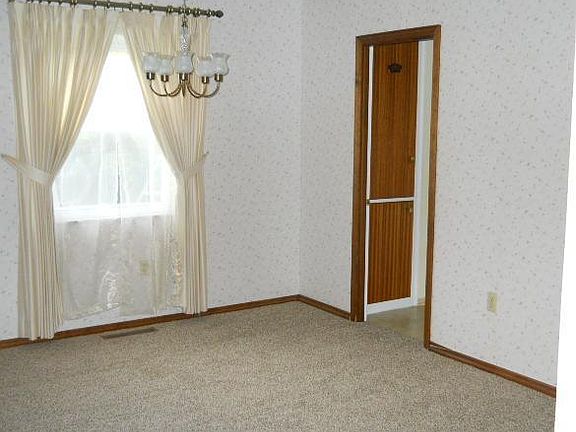 4th image of 6638 Morrow Dr