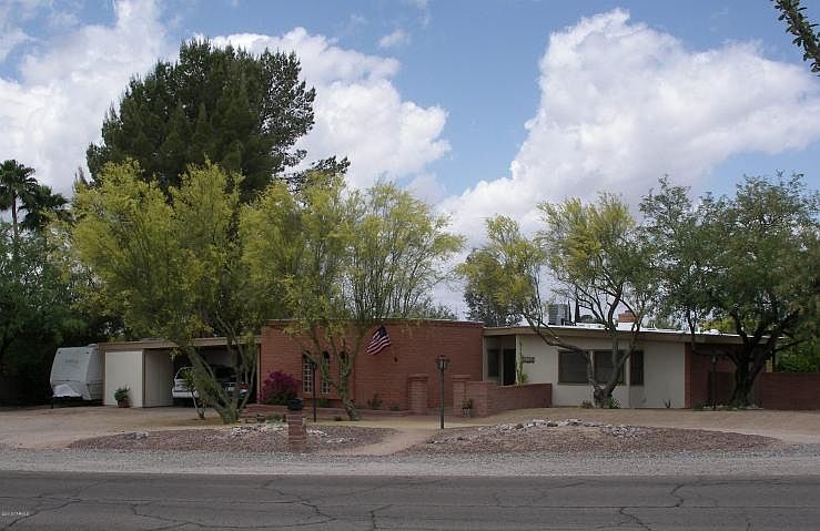 1st image of 7321 N Casablanca Dr