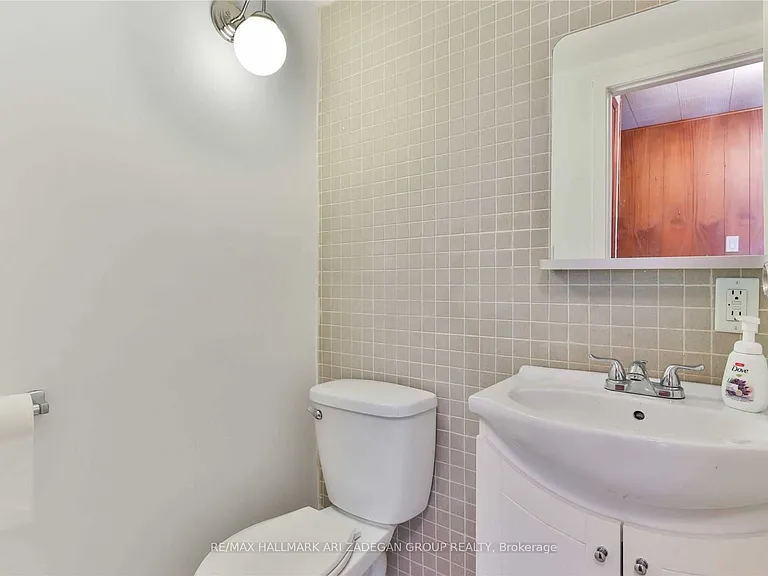 231 Goulding Ave #LOWER FL — Photo 11