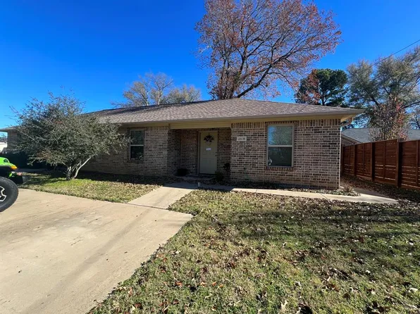 202 Chestnut Dr Unit C, Van, TX 75790