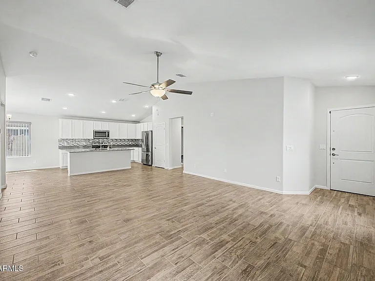 1779 E Elegante Dr — Photo 10