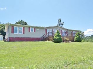 450 Bear Springs Rd, Pearisburg, VA 24134