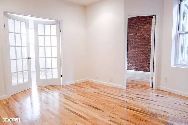 Rented by Citi Habitats | media 11