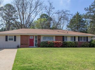3508 Royal Crest Dr, Montgomery, AL 36109