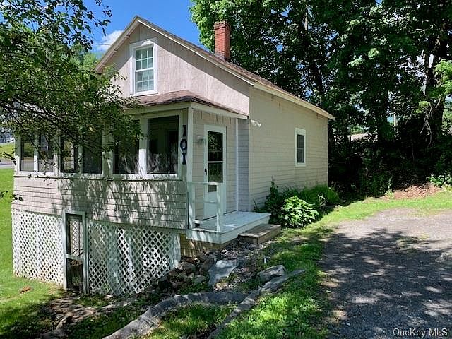 1st image of 101 Dowling St