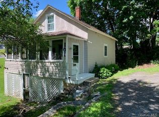 101 Dowling St, Newburgh, NY 12550