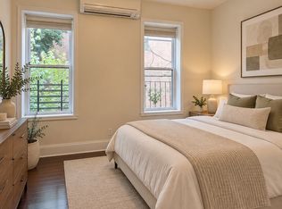 7115 Austin St #2R, Forest Hills, NY 11375