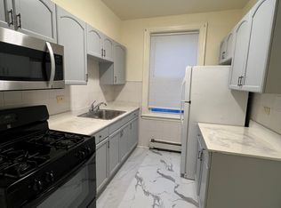 23 Loudoun St APT 1, Yonkers, NY 10705