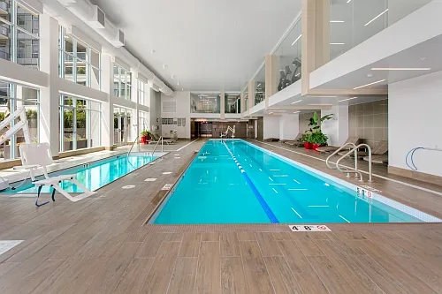 Insignia Condominiums - North Tower - 1 Bedroom — Photo 3