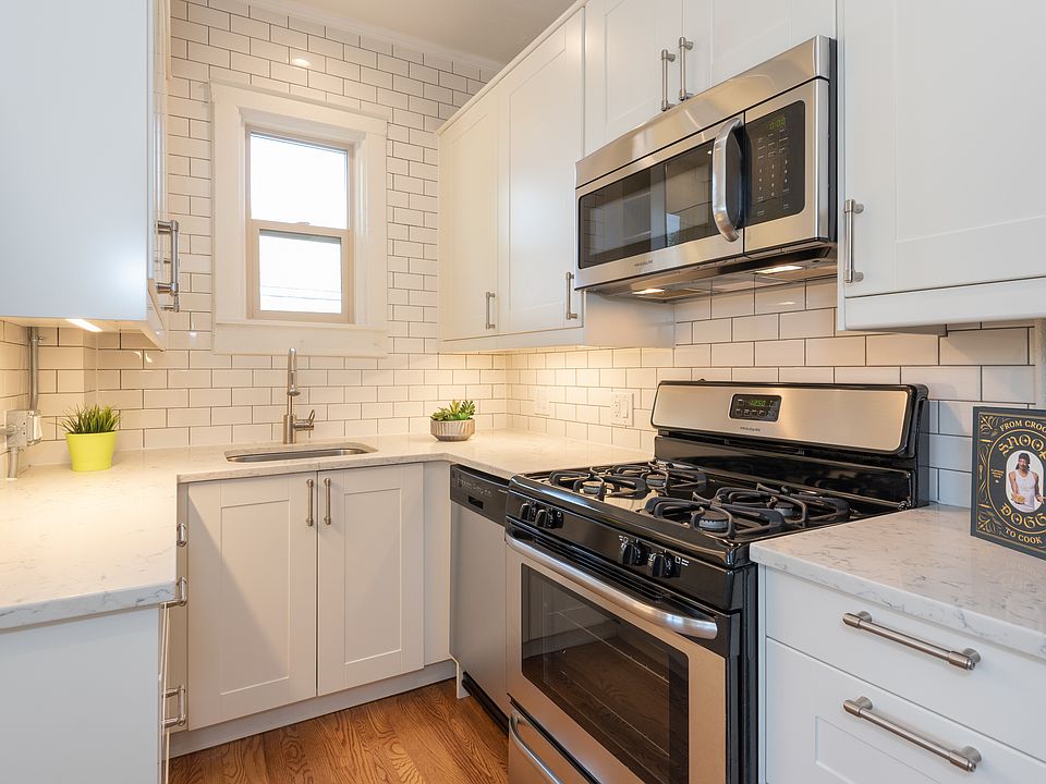 1st image of 1638 N Franklin St APT 3