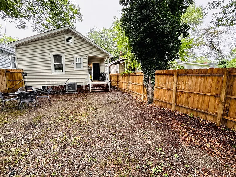 9 W Broad Rock Rd — Photo 23