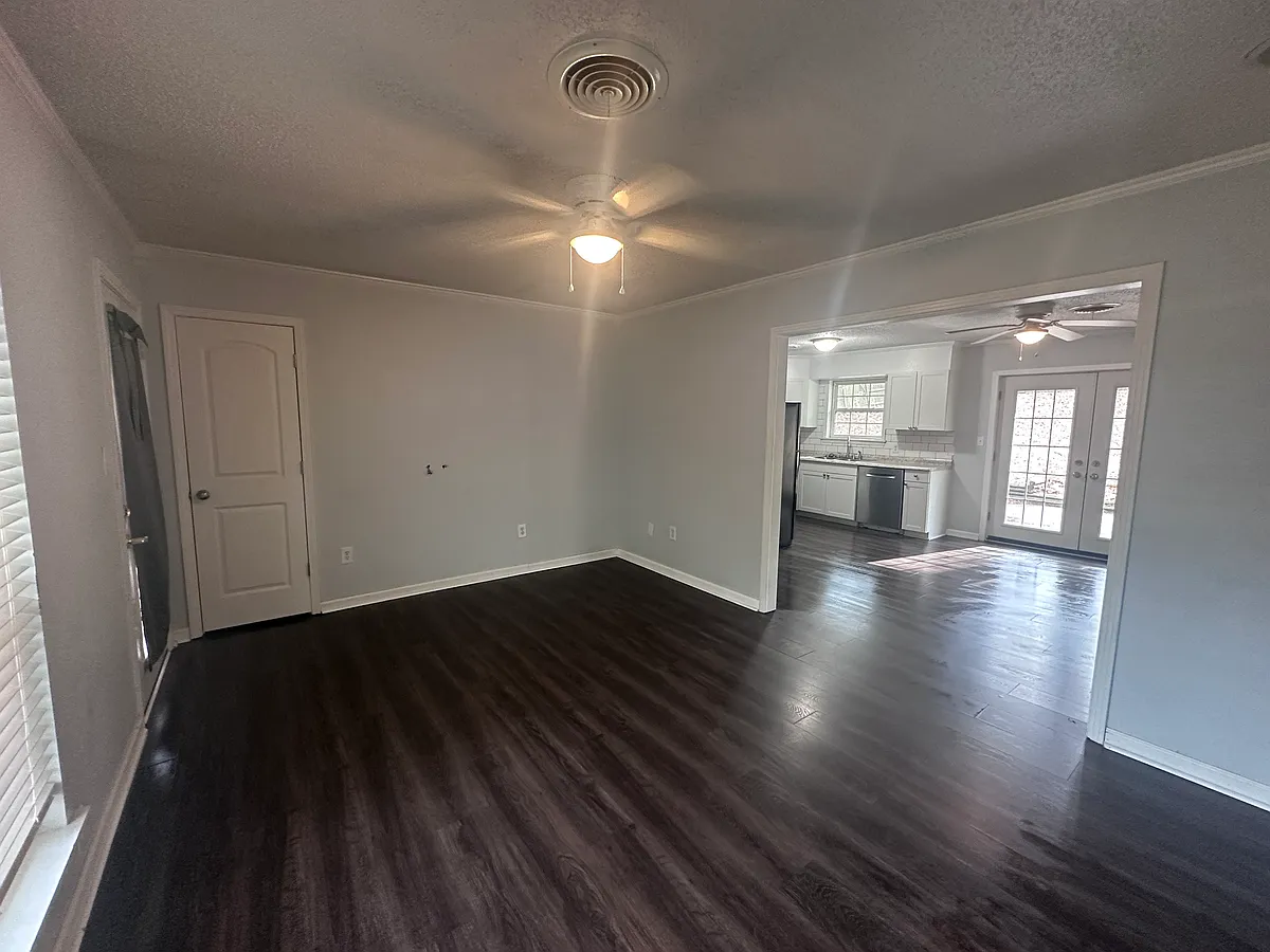 Living Room - 2701 Maple Dr