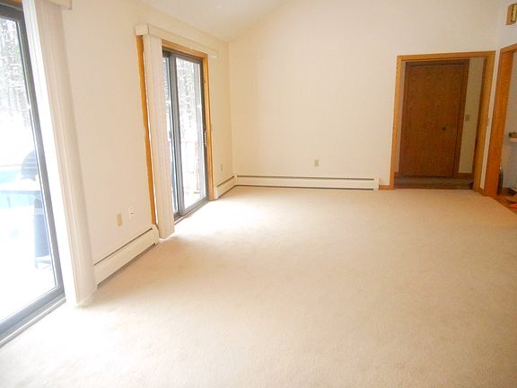 2nd image of 19283 Golfview Dr
