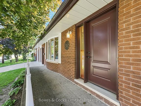 4th image of 687 Lundys Ln