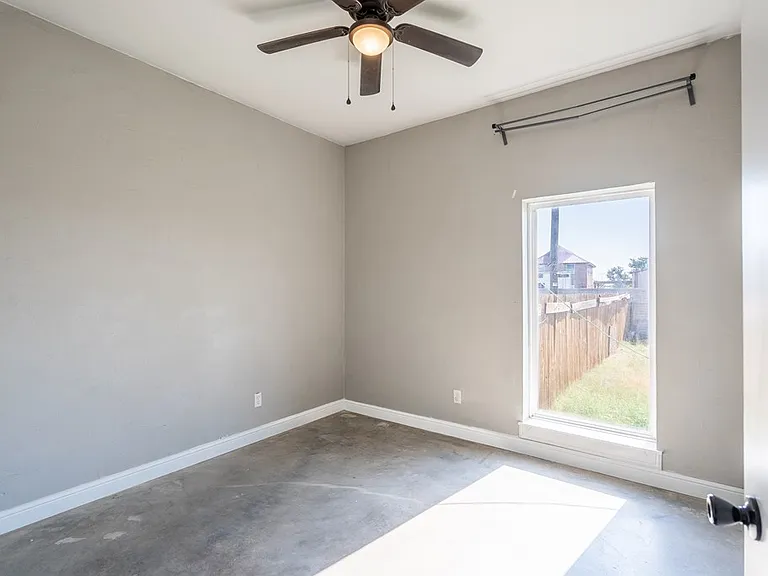 118 E County Road 120 — Photo 18