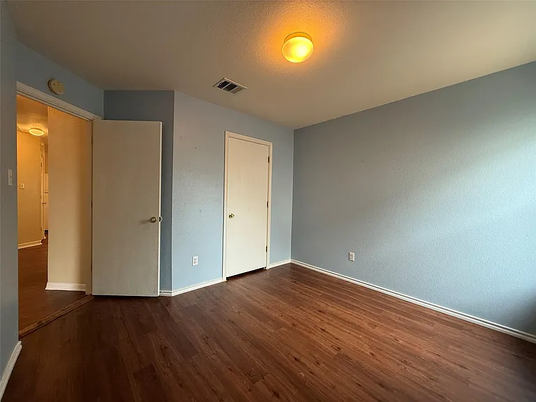 316 Meadow Park Dr — Photo 28
