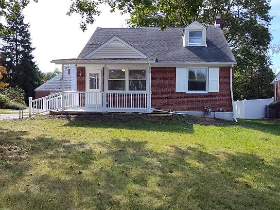 2nd image of 324 Valley View Rd
