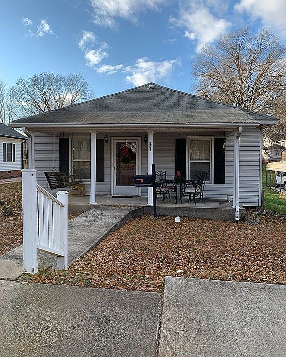 204 Sharpe Ave