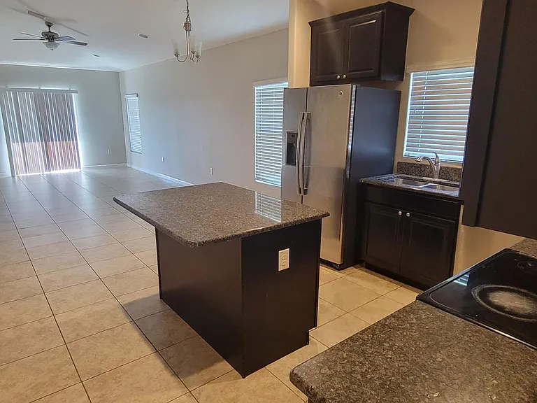 3080 Louetta Cir — Photo 16