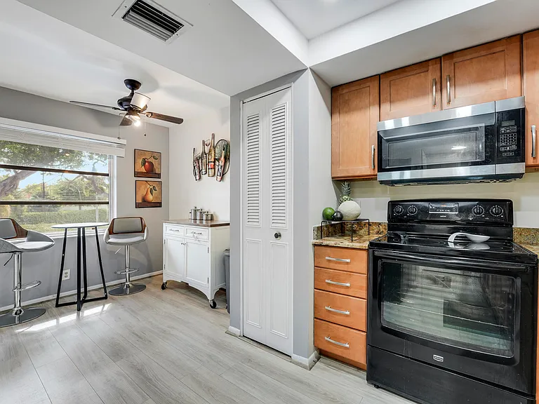 14849 Cumberland Dr #2070 — Photo 10
