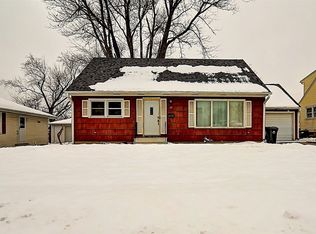 501 36th St SE, Cedar Rapids, IA 52403