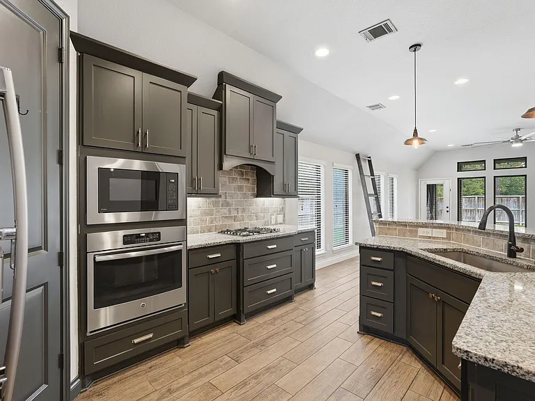103 Boarsmen Ct — Photo 9