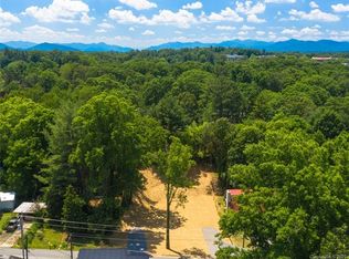 9999 London Rd #2, Asheville, NC 28803