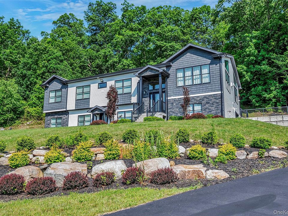 1st image of 31 Walnut Ridge Lane