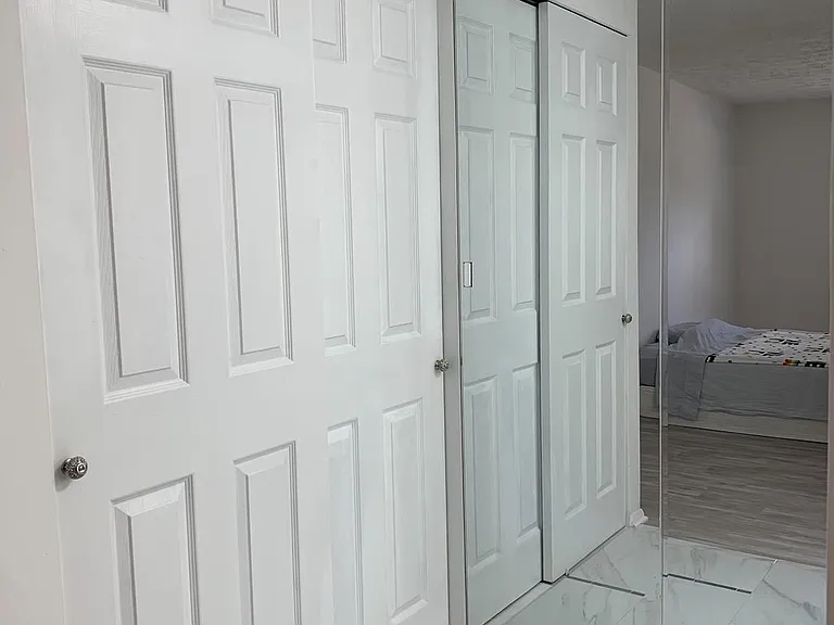 8406 Woodford Ct — Photo 25