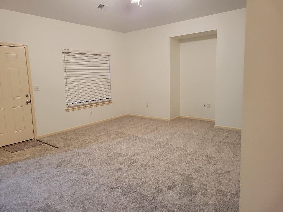 1st image of 2203 N 114th St #1