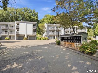 16 Rockmeadow Rd APT I, Norwalk, CT 06850