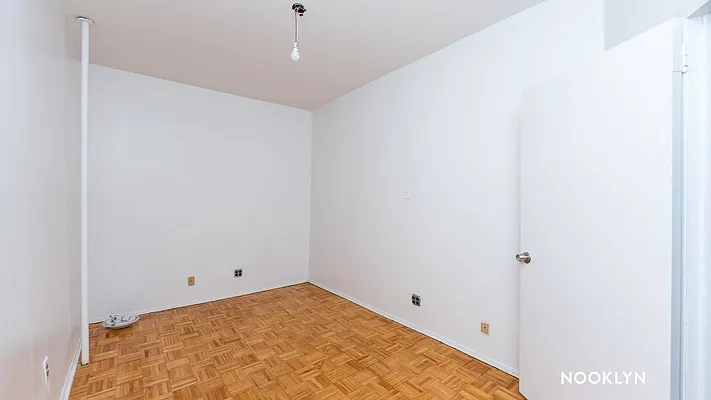 Rented by Nooklyn NYC LLC | media 13