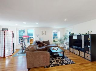 134 Marlborough St APT 4, Boston, MA 02116