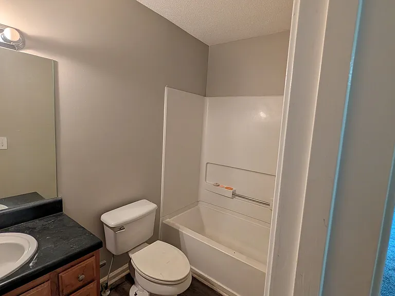 370 Brentwood Dr — Photo 11