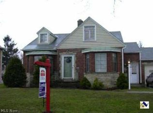 5705 Biddulph Ave, Cleveland, OH 44144