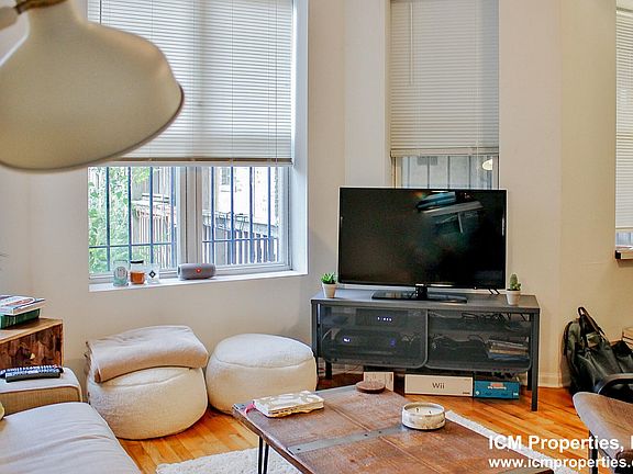 2nd image of 2014 W Cortez St #1FF