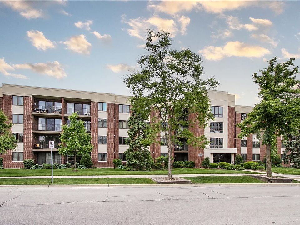 1st image of 212 W Saint Charles Rd APT 108