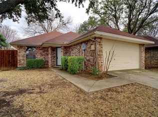 2204 Placid Dr, Carrollton, TX 75007