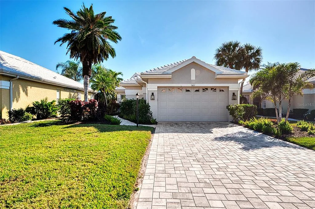 3 bed, 2.0 bath, 1926 sqft, $8,500 — Photo 4