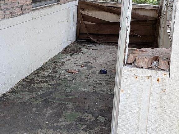 3rd image of 3671 CEDAR Drive