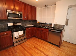 2219 N Clifton Ave APT 3E, Chicago, IL 60614