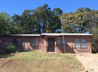 6412 Vel Dr, Fort Worth, TX 76112