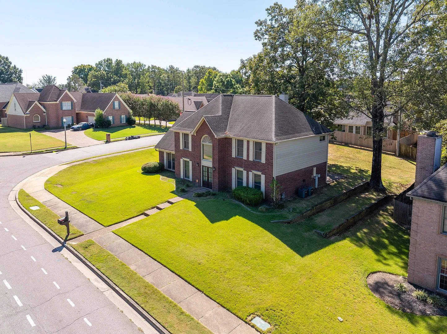 Now available for showing, this spacious 4-bedroom, 3-bathroom home — Photo 2