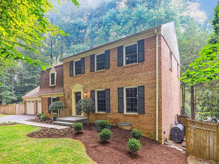 9309 Langford Ct — Photo 1