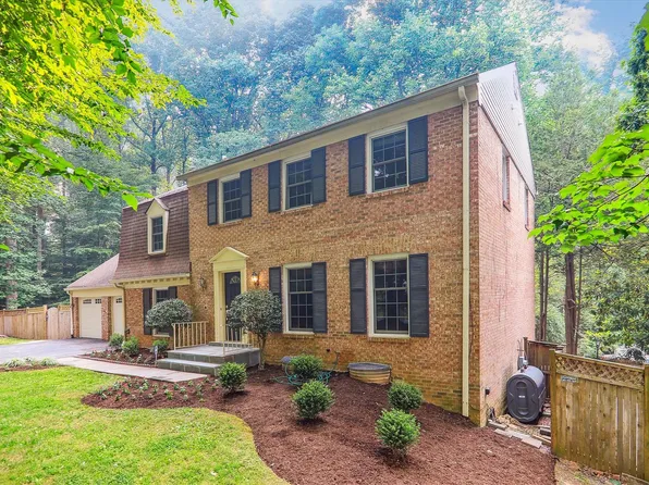9309 Langford Ct, Potomac, MD 20854