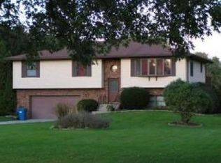 7825 Lincoln Mill Rd, Hobart, IN 46342