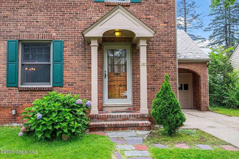 3rd image of 180 Winthrop Avenue