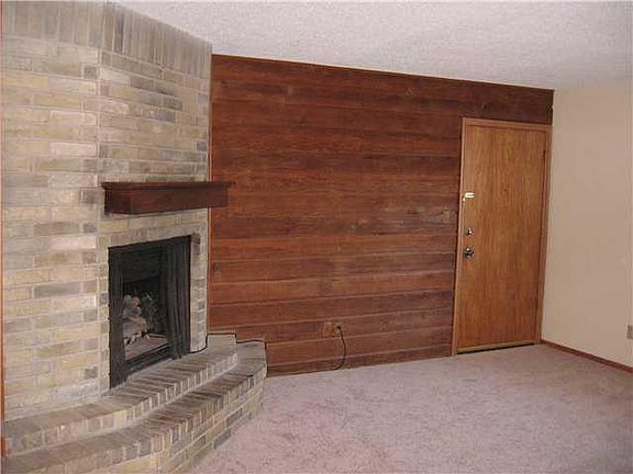 4th image of 401 12th Ave #110