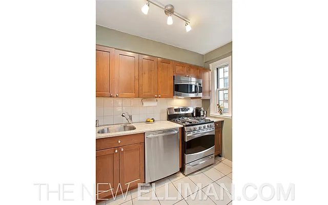 Rented by Douglas Elliman | media 5