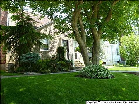 3rd image of 89 Princeton Ave